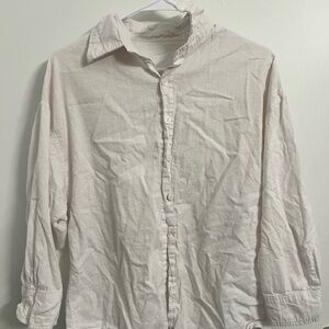 Women’s linen button down